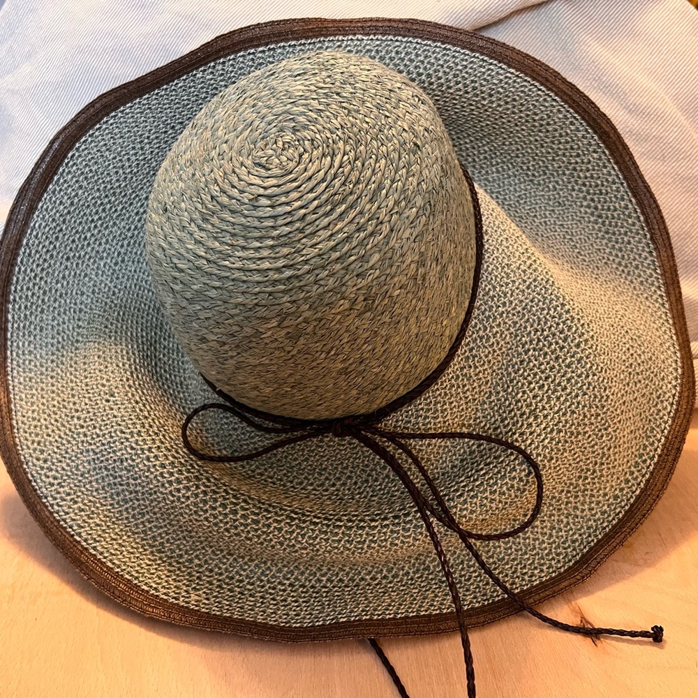 Kakyco Sun Hat with Brown Trim